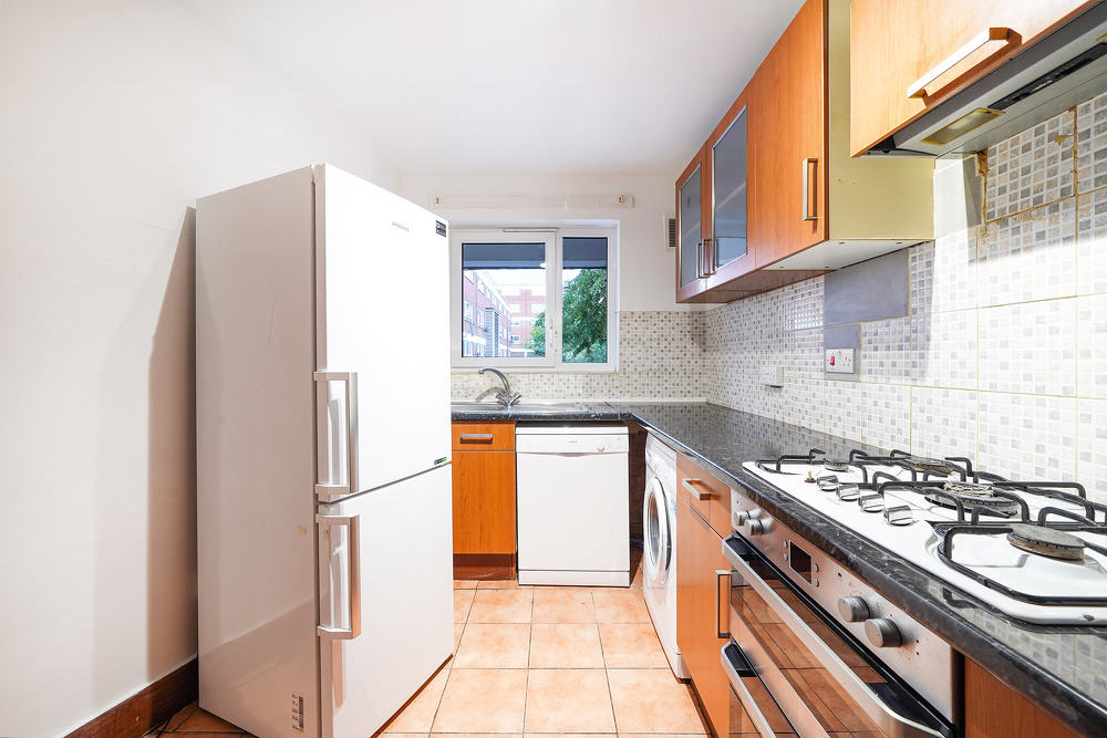 house or flat for sale or rent in south west London